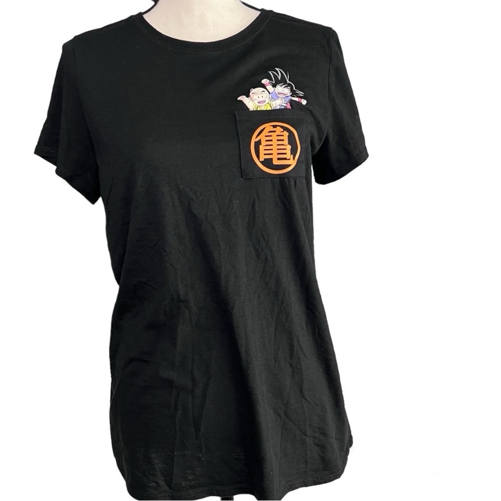 Boxlunch Dragonball women’s Goku black pocket T-shirt